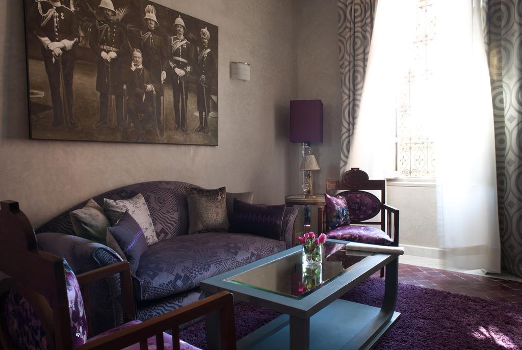 Tigmiza Boutique Hotel & Spa Ouled Jelal Екстериор снимка A living room in a Moroccan riad